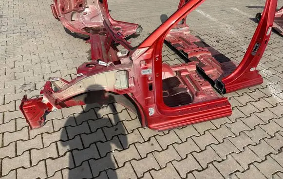 KIA Niro Front quarter panel 