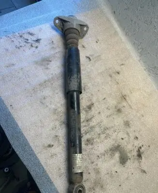 Volkswagen Tiguan Rear shock absorber/damper 5N0513049M 5N0512011M 5N0513049