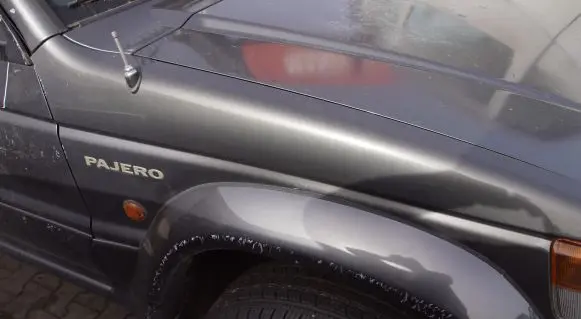 Mitsubishi Pajero Fender