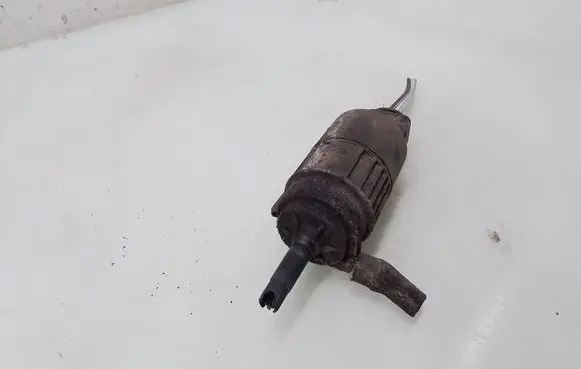 Ford Galaxy Windscreen/windshield washer pump 6M2113K082AA