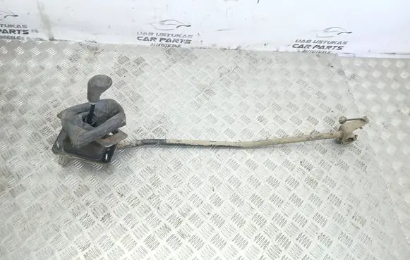 Peugeot 406 Gear shifter/selector 
