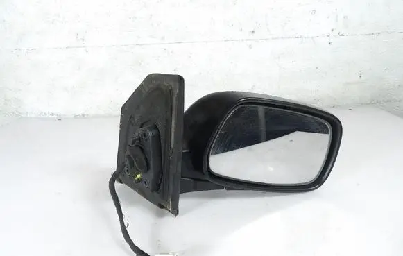Toyota Corolla E120 E130 Front door electric wing mirror E11025440