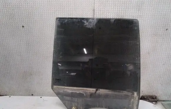 Hyundai Santa Fe Rear door window glass