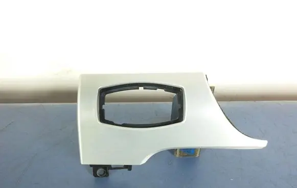 Ford Mustang VI Front bodywork piece FR6B-13D168