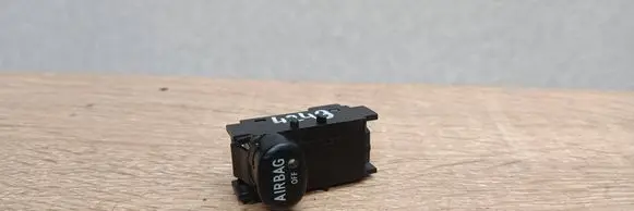 Mercedes-Benz C W203 Passenger airbag on/off switch 2088201001 32070201