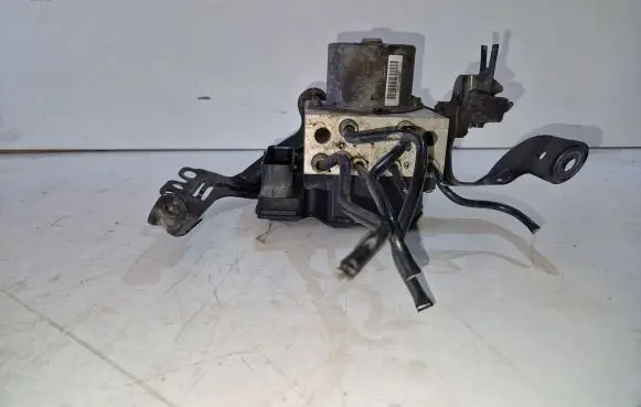 Mini One - Cooper Coupe R56 ABS Pump 17723707