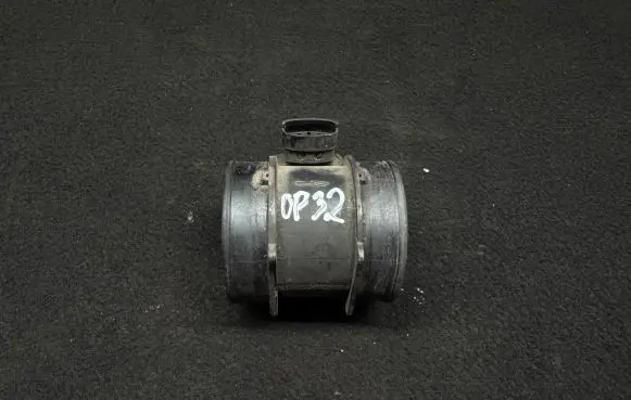 Opel Zafira A Mass air flow meter 90530463