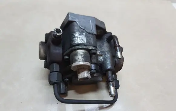 Ford Transit Fuel injection high pressure pump 940000403
