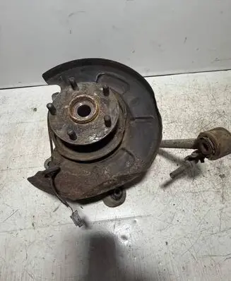 Subaru Outback (BS) Rear wheel hub spindle/knuckle
