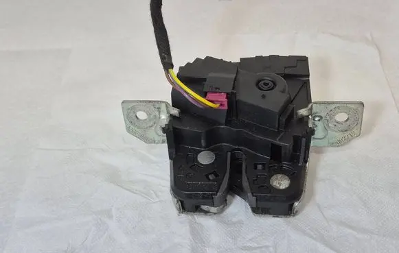 Mercedes-Benz B W246 W242 Tailgate/trunk/boot lock/catch/latch A2467400035