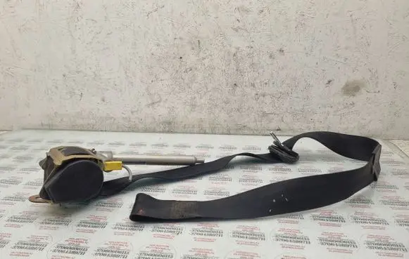Audi A3 S3 8L Front seatbelt 895857706BK