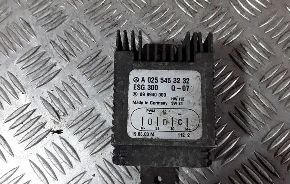 Mercedes-Benz A W168 Glow plug pre-heat relay A0255453232