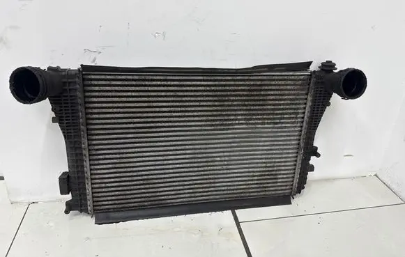 Volkswagen PASSAT B6 Intercooler radiator 3C0121345AN