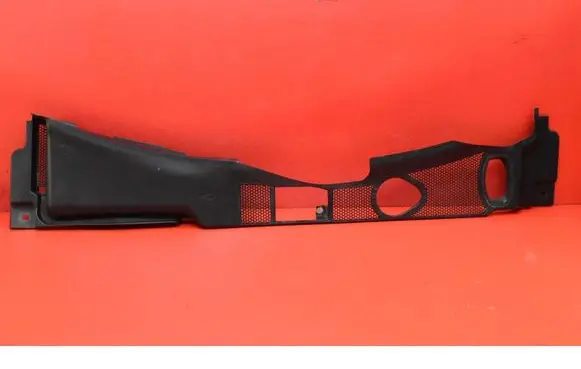 Audi A4 S4 B8 8K Wiper trim 8K1819447
