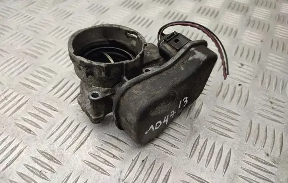 Volkswagen PASSAT B6 Engine shut-off valve 03G128063B