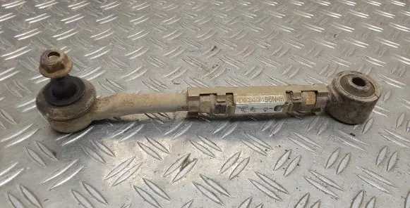 Rear control arm