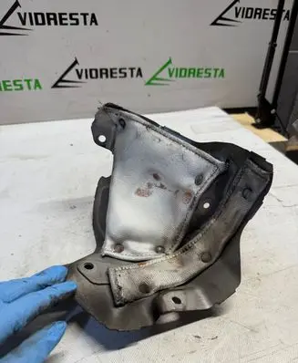 Mazda 6 Heat shield in engine bay 