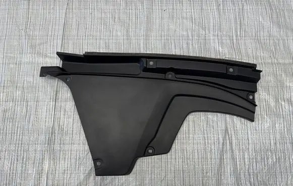 Maserati Levante Engine bonnet/hood lock trim molding 