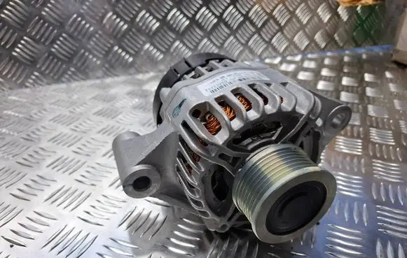 Alfa Romeo 159 Generator/alternator 71773263 71724804