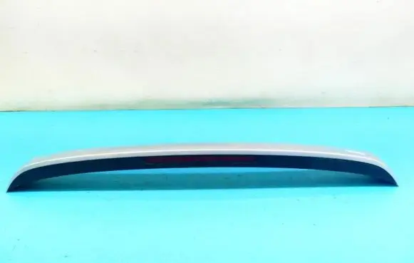 Tailgate/trunk spoiler
