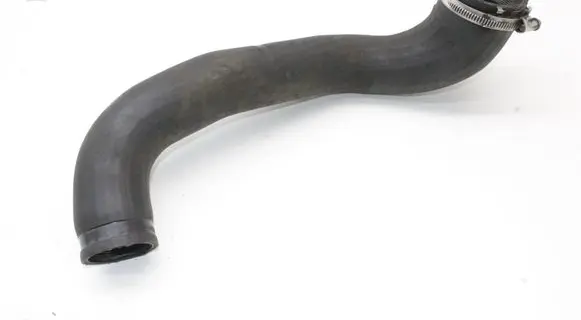 Ford Kuga II Intercooler hose/pipe FV416K683AD