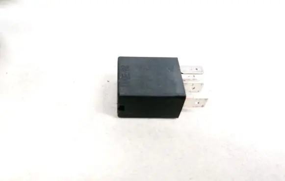 Renault Clio II Other relay 7700414484