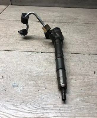 Volkswagen Golf VII Fuel injector 04L130277AJ