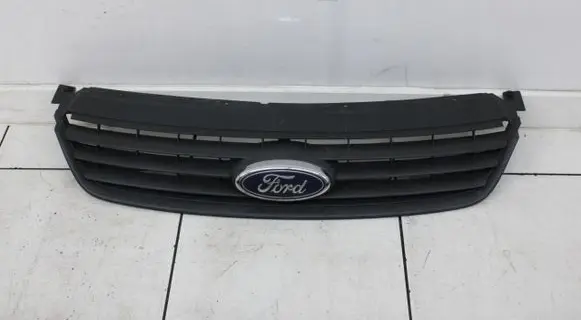 Ford C-MAX I Front bumper upper radiator grill 7M51R8138A
