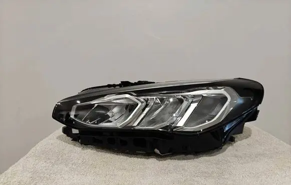 BMW 2 Active Tourer U06 Headlight/headlamp 5A42243