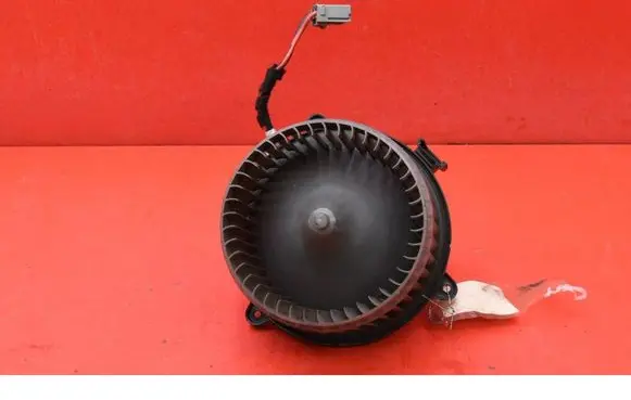 Chevrolet Cruze Heater fan/blower 5242710201