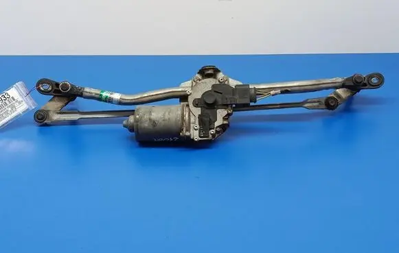 Skoda Roomster (5J) Front wiper linkage and motor 5J1955605B