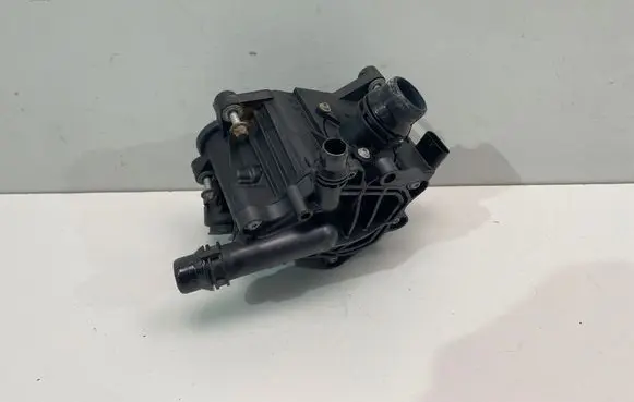 BMW 3 F30 F35 F31 Thermostat/thermostat housing 7644811
