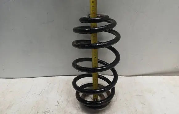 Opel Zafira B Rear coil spring