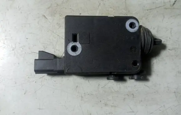Opel Zafira A Central locking motor 90460062