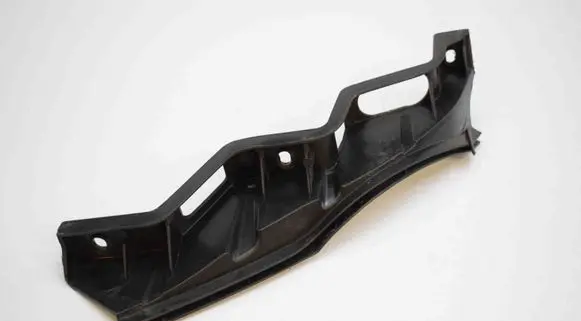 Volkswagen PASSAT B6 Front bumper mounting bracket 3C0807890