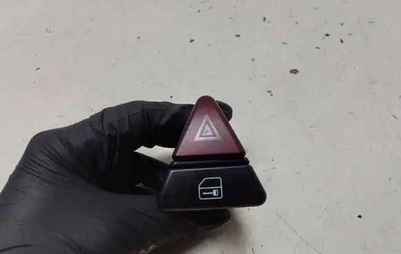 Hazard light switch