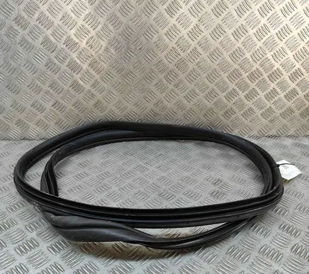 KIA Sportage Rubber seal rear door 83120R2000