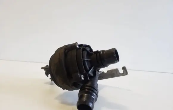 Opel Grandland X Electric auxiliary coolant/water pump 9823813380