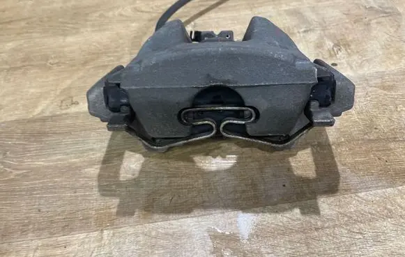 Jaguar F-Pace Front brake caliper HK832B557AE