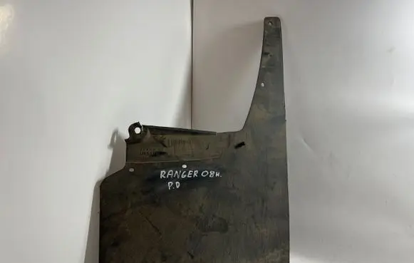 Ford Ranger Rear mudguard UR8951871