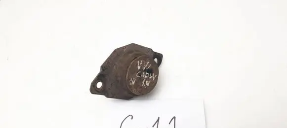 Volkswagen Caddy Engine mount bracket