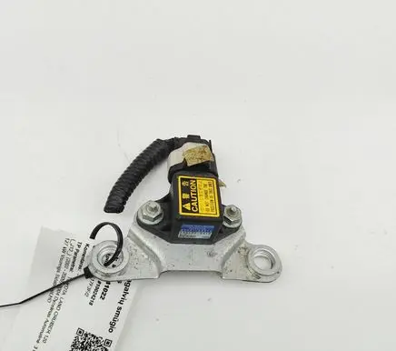 Toyota Land Cruiser (J120) Acceleration sensor 8944160010 4991000410