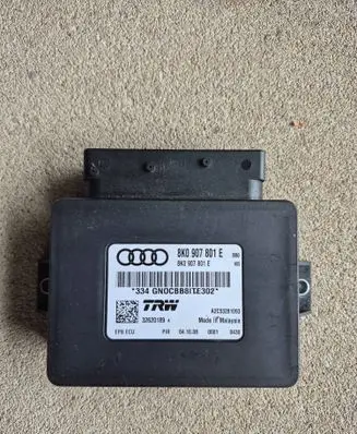 Audi Q5 SQ5 8R Hand brake control module 8K0907801E 32620189 A2C53281093