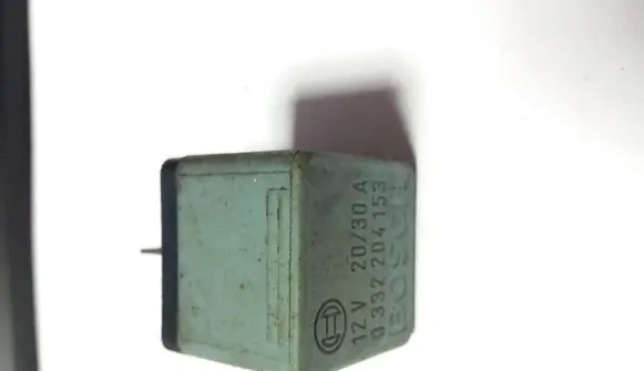 Audi A6 S6 C5 4B Other relay 0332204153