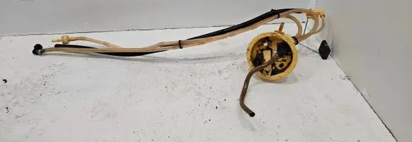 BMW 3 E90 E91 Fuel level sensor 7190944