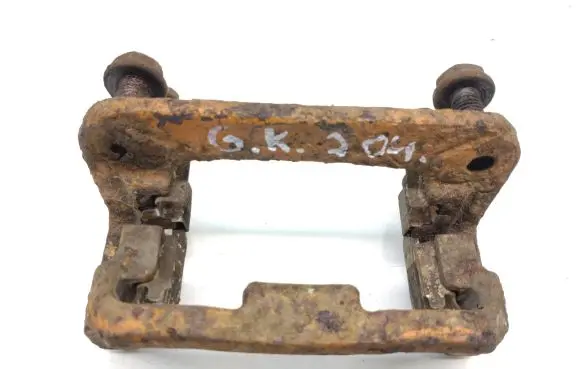 Mercedes-Benz B W245 Brake caliper pad carrier rear 