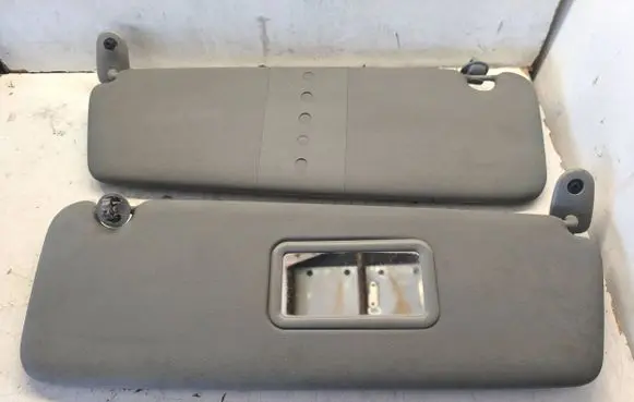 Opel Vivaro Sun visor