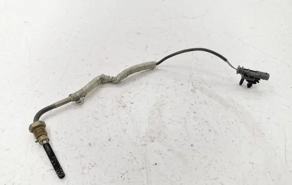 Volvo V40 Exhaust gas temperature sensor 31370468