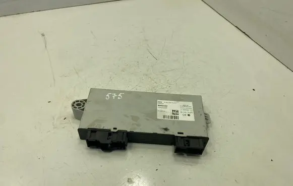 BMW 5 F10 F11 CAS control unit/module 9268751