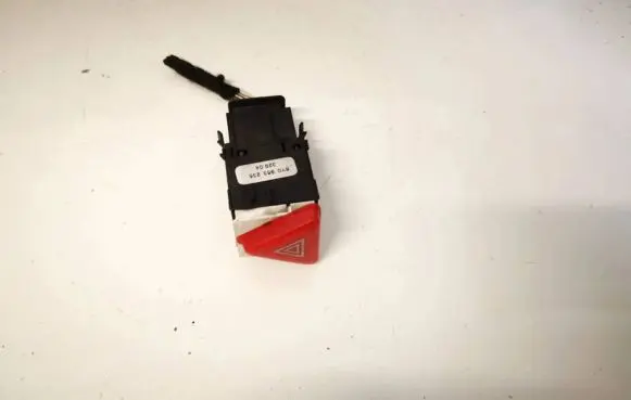Skoda Fabia Mk1 (6Y) Hazard light switch 6y0953235